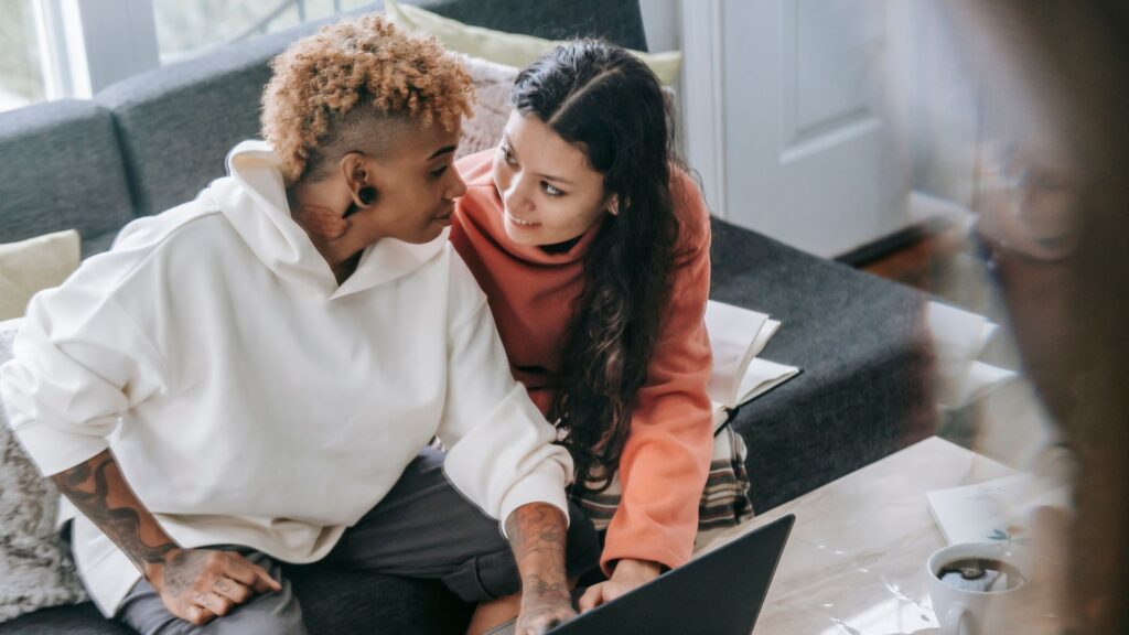 Helping a Lesbian Friend Through Heroin Detox Pride Detox